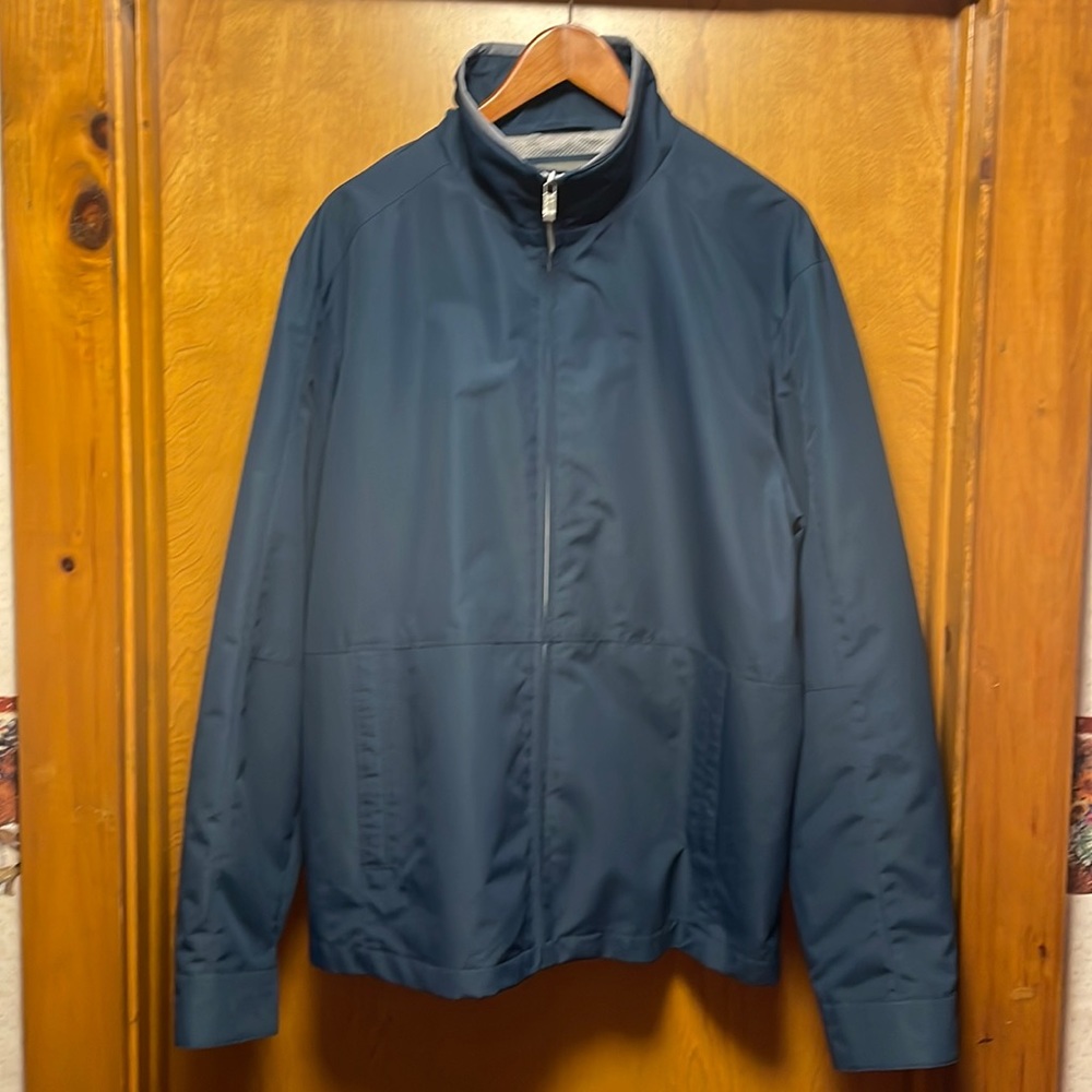Weatherproof, light weight, mens medium jacket.